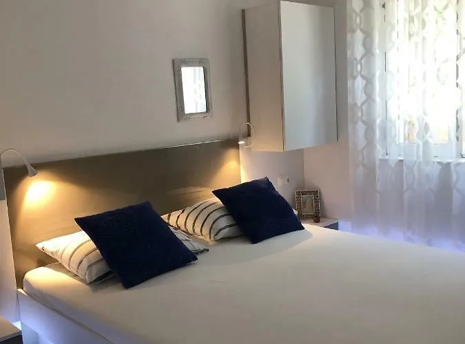 Apartment Roberta *
