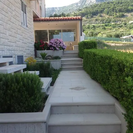 Apartment Roberta Bol